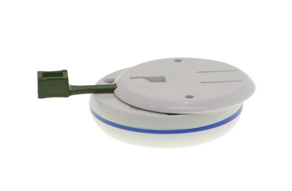 How to replace the battery of Waiter call button?