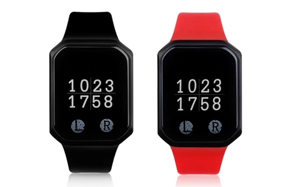 CT P670 red black