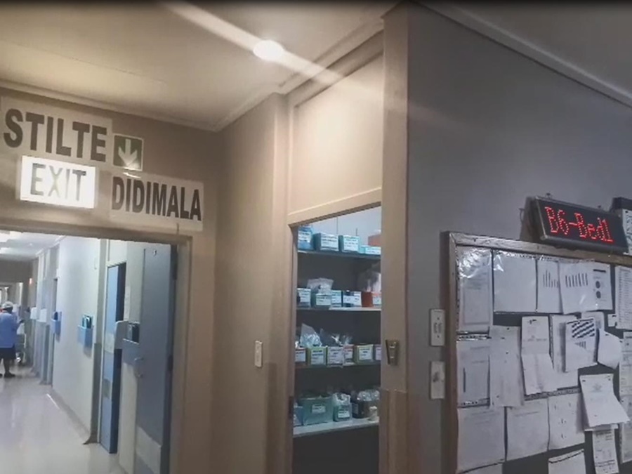 EC 1000R wireless receiver at Nurse station