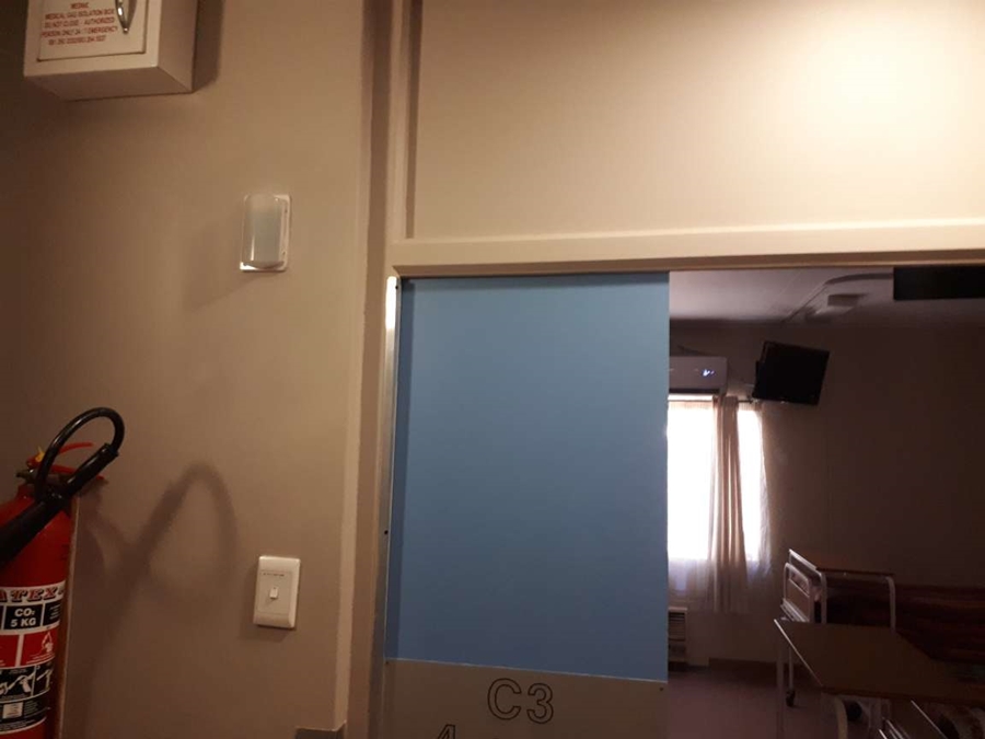 EC 400L wireless corridor light